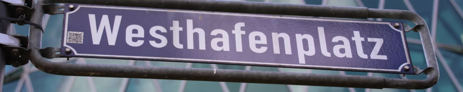 Westhafenplatz